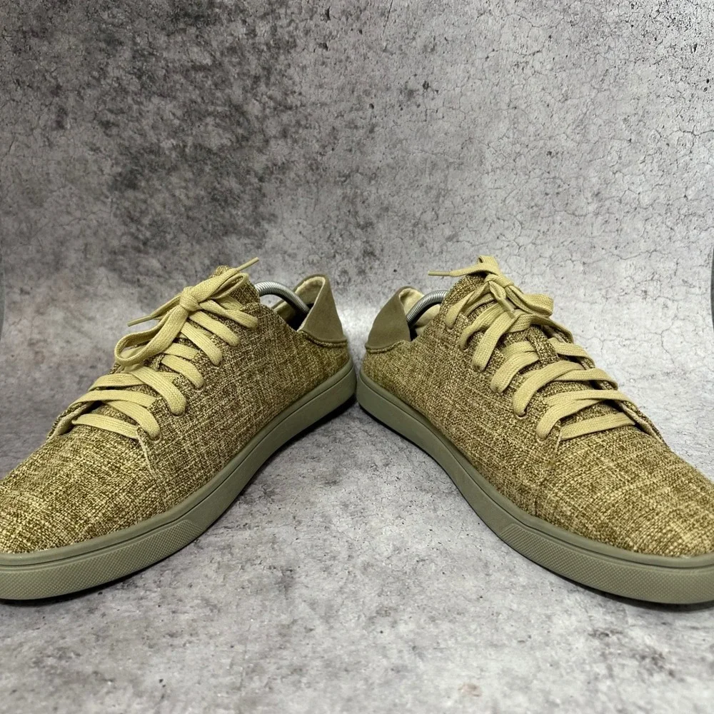 Baretraps Liam Sneakers Mens Size 11 Tan Textured Fabric Suede Heel Casual Shoes